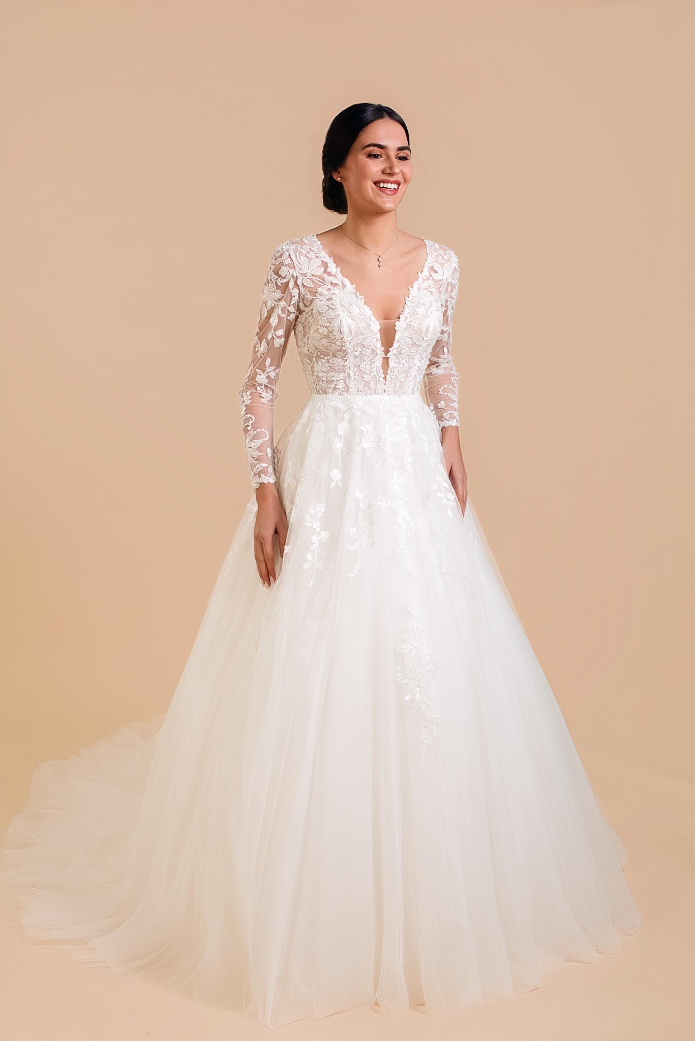 IBERIA-5830-2_(2) Robe de mariée Eglantine 2027 - Robe de mariée Iberia - Robe de mariée manches longues