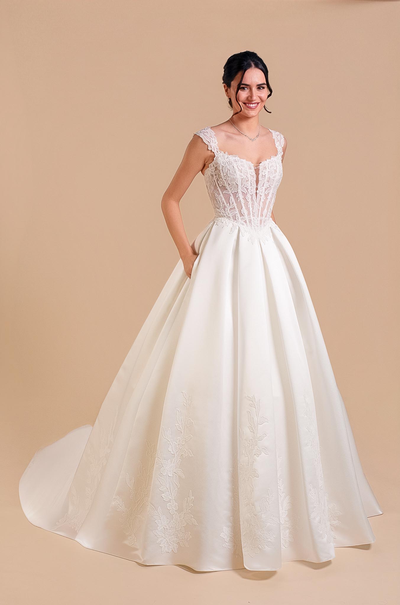 IDYLLE-6420-3 Robe de mariée 2027 Idylle collection Eglantine
