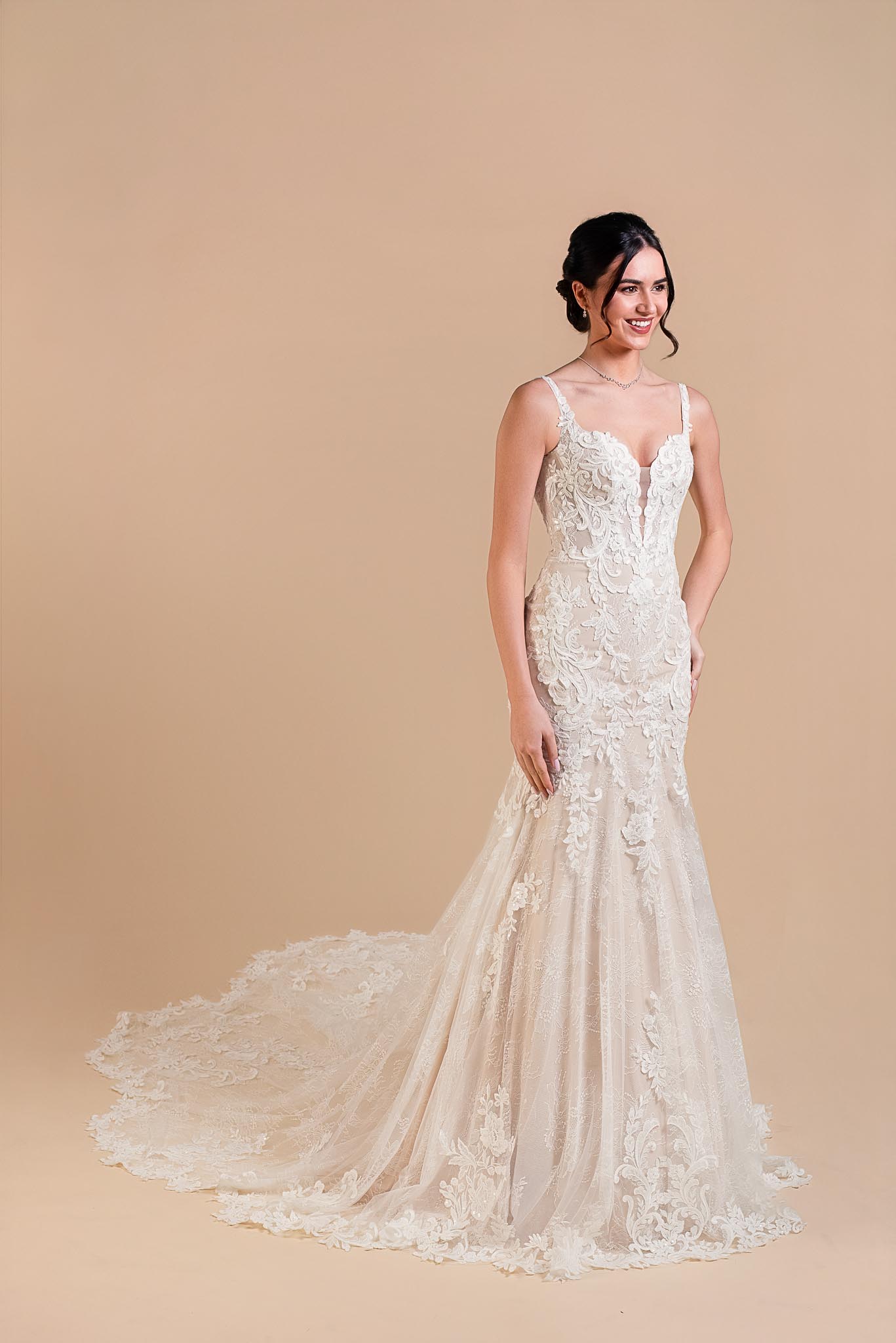INFINI-6240 Robe de mariée infini collection Eglantine 2027.